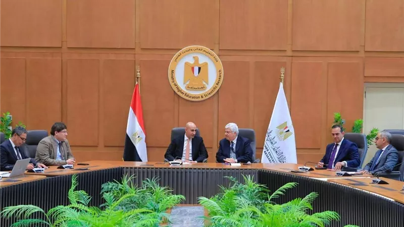 اجتماع وزاري لتطوير مشروع الشهادات المهنية الدولية في التدريس