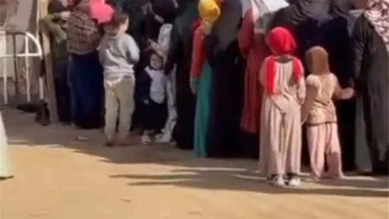 إقبال كبير على لجان أبوقرقاص في إعادة الدوائر الـ27 بانتخابات النواب