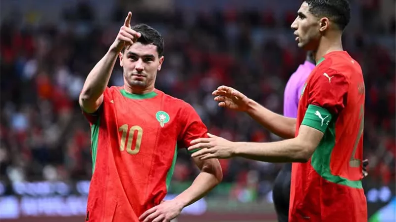 منتخب المغرب يفلت من مفاجآت تنزانيا ويتأهل لربع نهائي أمم أفريقيا 