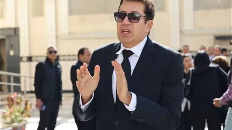 هاني رمزي: رحيل والدتي كسر قلبي ومحبة الناس كشفت مكانتها الحقيقية