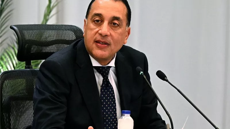 رئيس الوزراء يهنئ الرئيس السيسي بذكرى ثورة 25 يناير