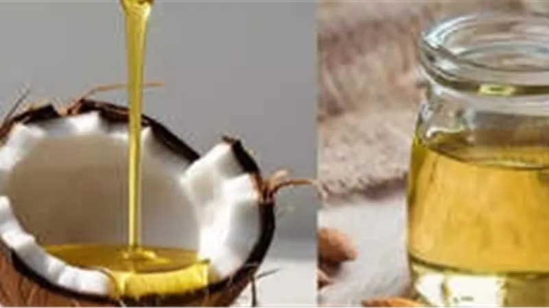 زيت جوز الهند أم زيت اللوز.. أيهما أفضل لفروة الرأس في الشتاء؟
