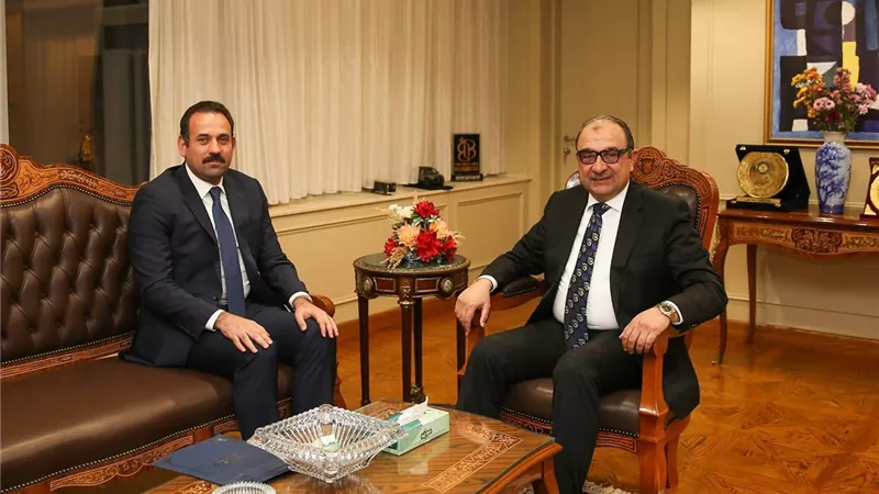 وزير قطاع الأعمال العام يستقبل رئيس جهاز مستقبل مصر لبحث تعزيز التعاون المشترك