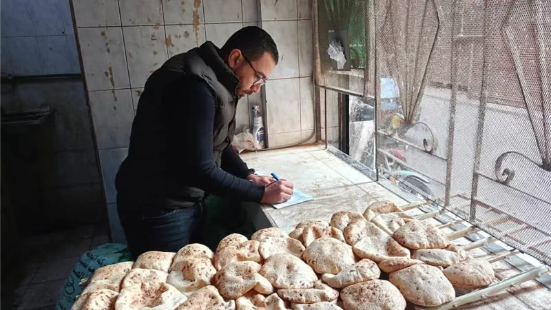 تحرير 196 مخالفة تموينية في حملات مكثفة على المخابز والأسواق بالمنيا