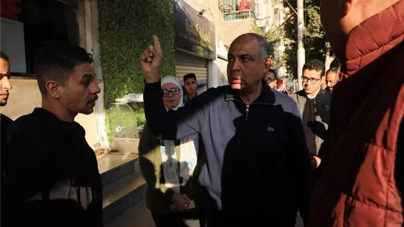 محافظ المنيا يقود حملة موسعة لإزالة الإشغالات واستعادة الشارع للمواطنين