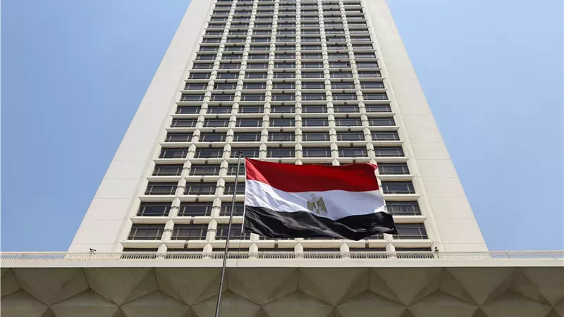 مصر تدين الهجمات على قوافل المساعدات الإنسانية والمنشآت الطبية والنازحين في السودان