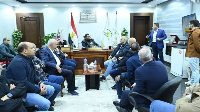 الإسكان تؤكد انتظام العمل بمشروعات القرى السياحية طبقًا للجداول الزمنية