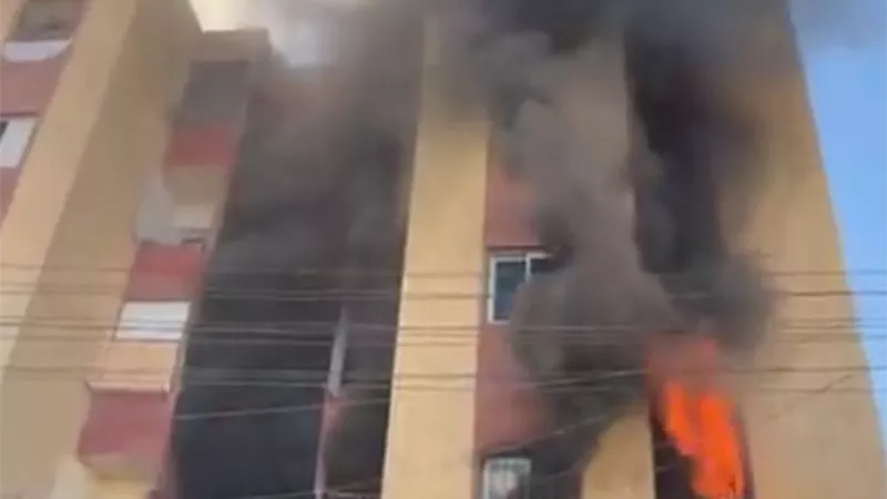 حريق مفاجئ بمنزل في مغاغة.. والحماية المدنية تنقذ القرية من كارثة