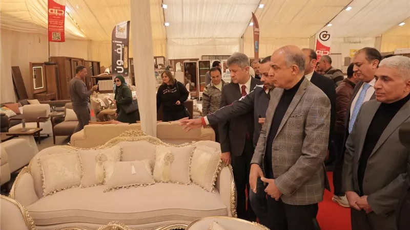 محافظ المنيا يفتتح «أوكازيون دمياط» للأثاث بتخفيضات 30%