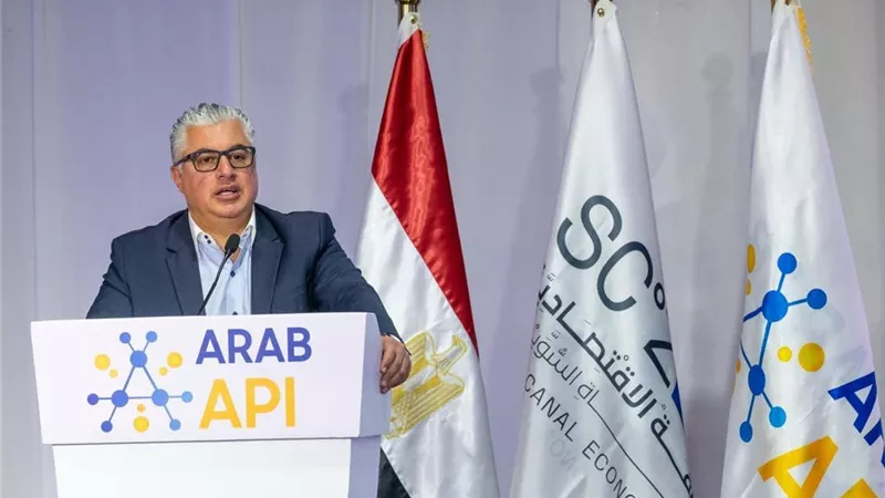 باستثمارات 7.7 مليار جنيه.. اقتصادية قناة السويس تشهد وضع حجر الأساس لمصنع “Arab API” 
