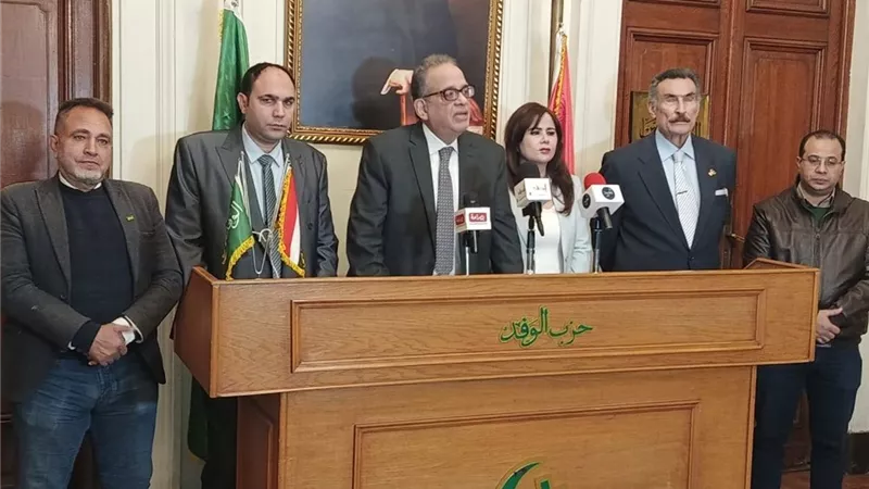 طارق عبدالعزيز: استخدام الحبر الفسفوري لأول مرة والاقتراع إلكترونيًا في انتخابات حزب الوفد