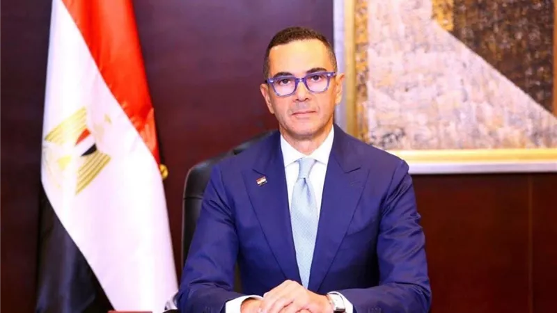 وزير الاستثمار يتفقد مناطق بنها وميت غمر لزيادة الإنتاج والصادرات