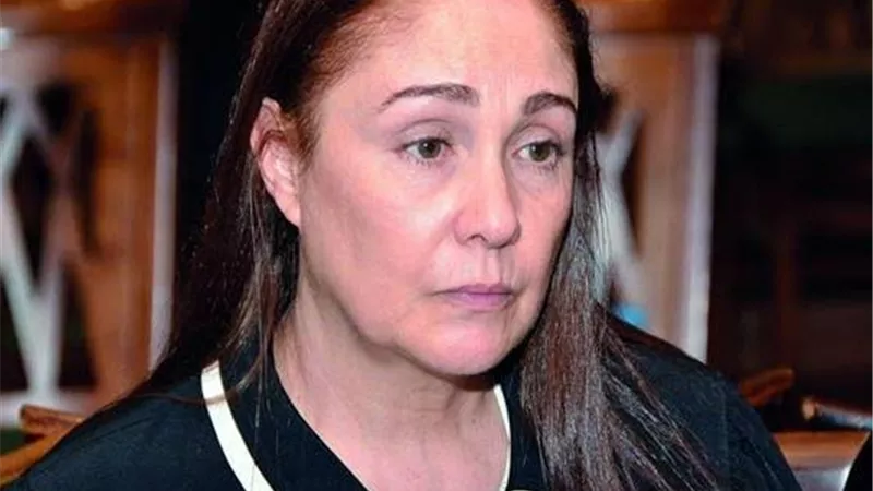 منير مكرم يعلن وفاة شقيق الفنانة شيرين