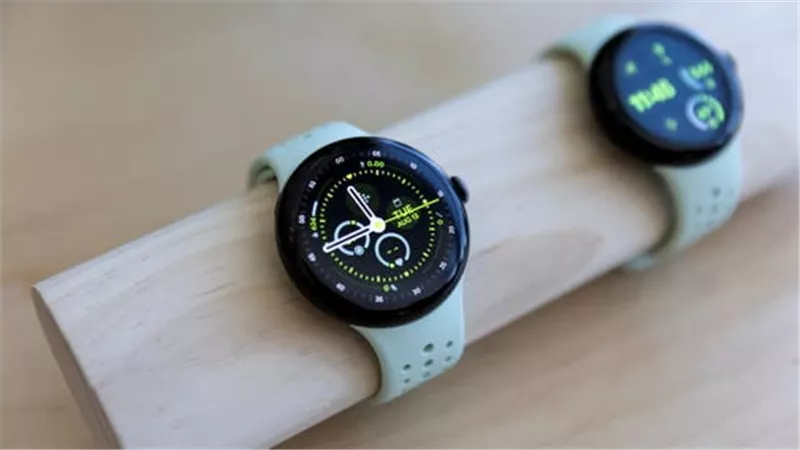 ميزة جديدة من جوجل تمنع نسيان الهاتف مع ساعات Pixel Watch
