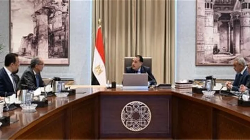 رئيس الوزراء يتابع الموقف التنفيذى لمدينة المعرفة بالعاصمة الجديدة