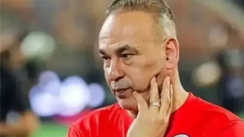 مصدر يكشف كواليس أزمة إبراهيم حسن في فندق منتخب مصر