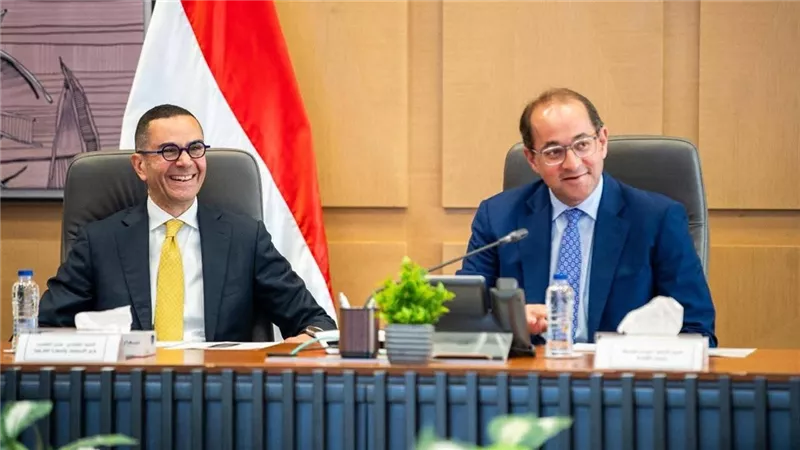 تعاون جديد بين الجمارك والتمثيل التجاري المصري لتسريع حركة التجارة وتقليص زمن الإفراج الجمركي