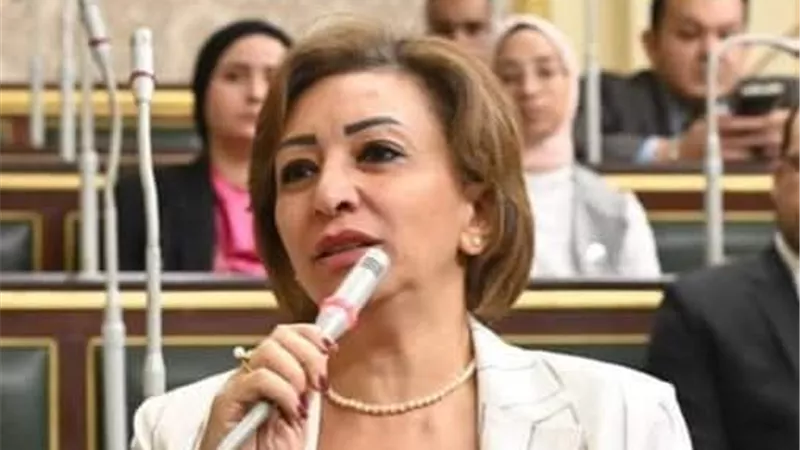 طلب إحاطة بشأن الاعتداء على معلم داخل مدرسة رسمية وإلغاء عقوبة الطالب المعتدي