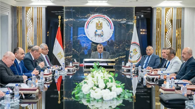 وزير الإنتاج الحربي: حريصون على تطبيق آليات الحوكمة والاستفادة المثلى من الموارد والأصول المتاحة