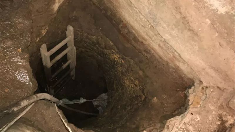 تأجيل محاكمة عاطل لاتهامه بالتنقيب عن الآثار داخل عقار في منشأة ناصر