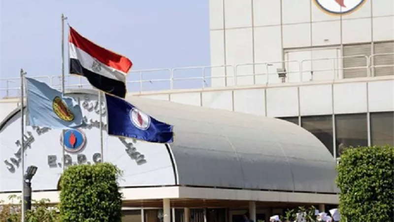 البترول تحسم الجدل: لا صحة لعقود إنشاء 108 مناجم ذهب في السودان