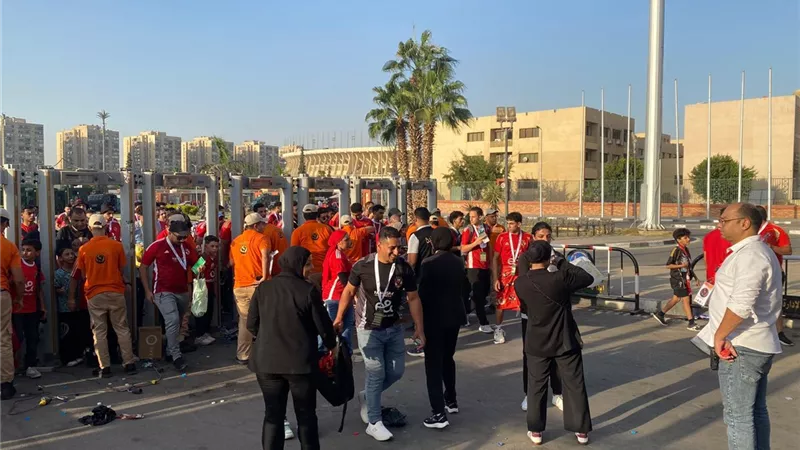 الأمن يضبط الإيقاع والأهلي يطارد القمة.. برج العرب جاهز لليلة أفريقية ساخنة