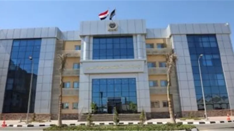 محور الشهيد بالقاهرة الجديدة.. غلق كلي وتحويلات مرورية لمدة يومين