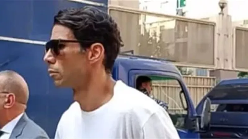 شريف إكرامي يساند رمضان صبحي أمام الجنايات في استئناف قضية التزوير