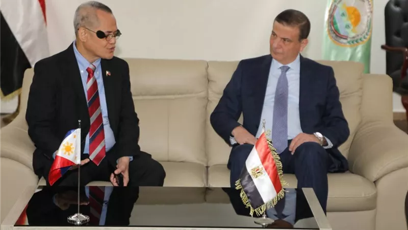 وزير الزراعة يبحث مع وفد فلبيني نفاذ المنتجات المصرية للأسواق الآسيوية