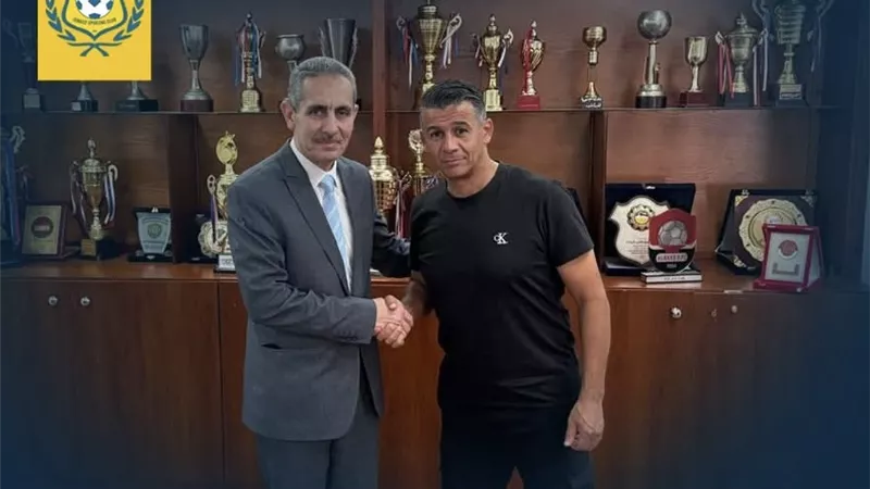 الإسماعيلي يعلن فسخ التعاقد مع ميلود حمدي