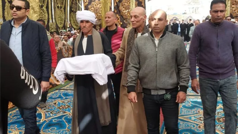 الأمن بالمنيا ينهي خصومة ثأرية بين عائلتين في قرية ديروط