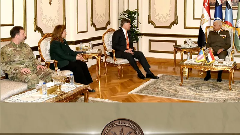 مصر وأمريكا في قلب الشراكة الدفاعية.. لقاء رفيع المستوى بين عبدالمجيد صقر وكريستوفر لاندوا