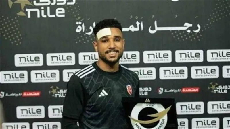 الأهلي يتعاقد رسميًا مع هادي رياض 