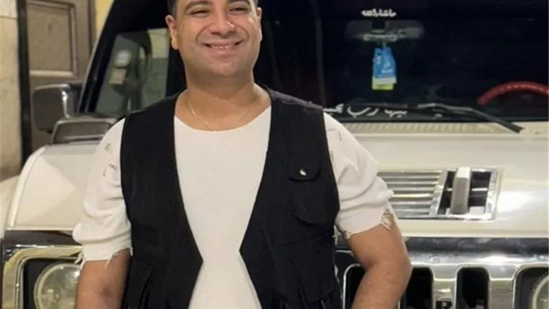 بعد تفحم شقته بالكامل.. تطورات الحالة الصحية للمطرب الشعبي أمير سلطان 