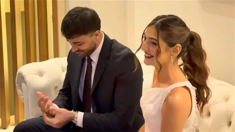 بطلة فيلم «الحريفة 2» تحتفل بخطوبتها في أجواء عائلية