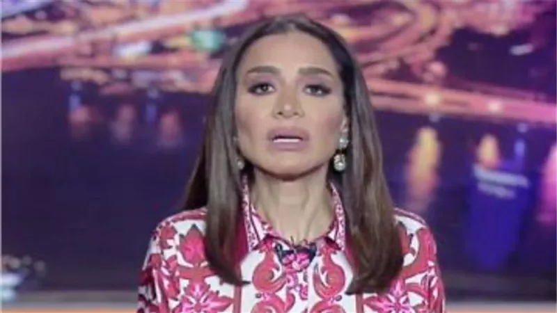 انقلاب سيارة الإعلامية بسمة وهبة بطريق المحور ونقلها للمستشفى للاطمئنان على حالتها