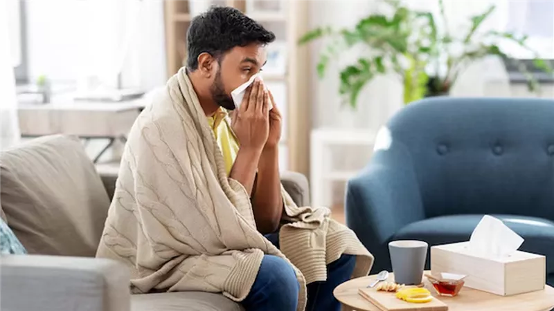 فيروس نيباه يثير القلق عالميًا.. كيف تميز بينه وبين الإنفلونزا العادية؟