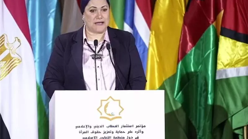 رئيسة القومي للطفولة تكشف تفاصيل إنشاء اللجنة الوطنية لمكافحة ختان الإناث