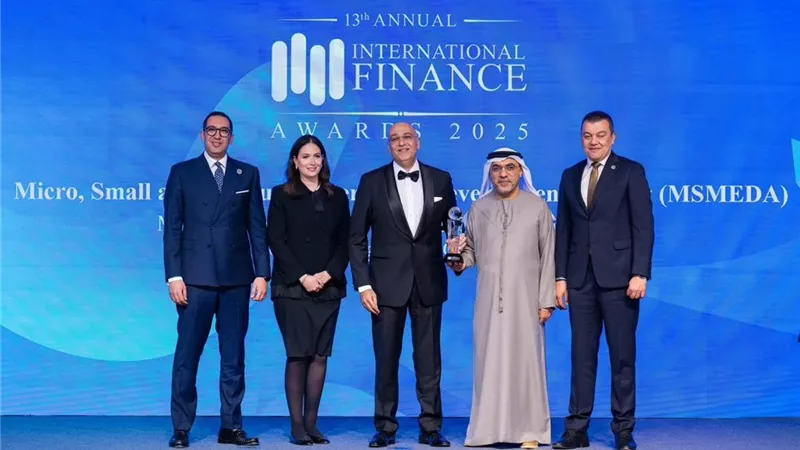 لأول مرة.. جهاز تنمية المشروعات يحصل على جائزة (International Finance Magazine ) الدولية
