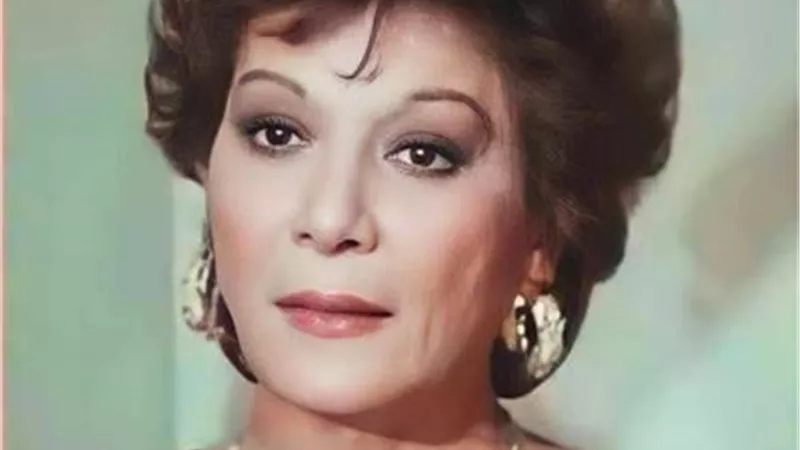في ذكرى رحيل عايدة عبدالعزيز.. سيدة الأداء الصادق على المسرح والشاشة