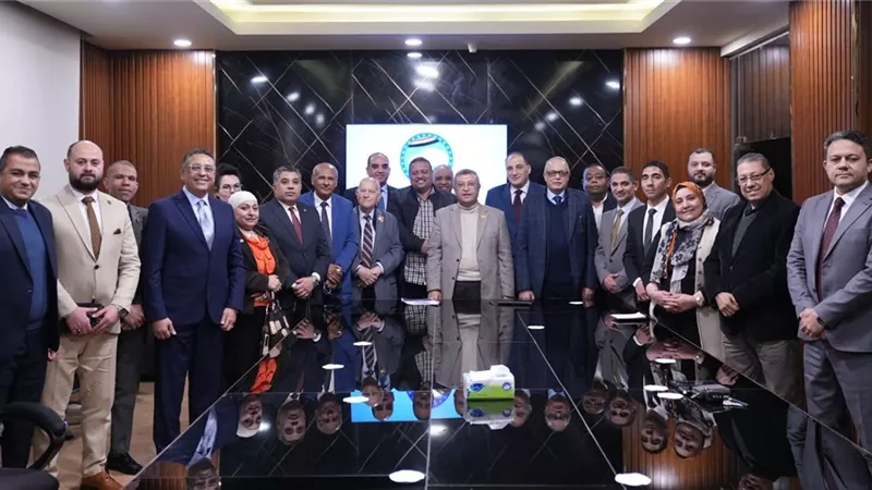«التحول الطاقي» علي طاولة أمانة الطاقة بمستقبل وطن.. تفاصيل