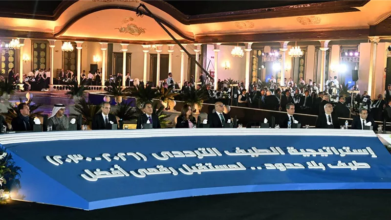 رئيس الوزراء يشهد توقيع أكبر صفقة للترددات في تاريخ قطاع الاتصالات منذ بدء تقديم خدمات المحمول بمصر