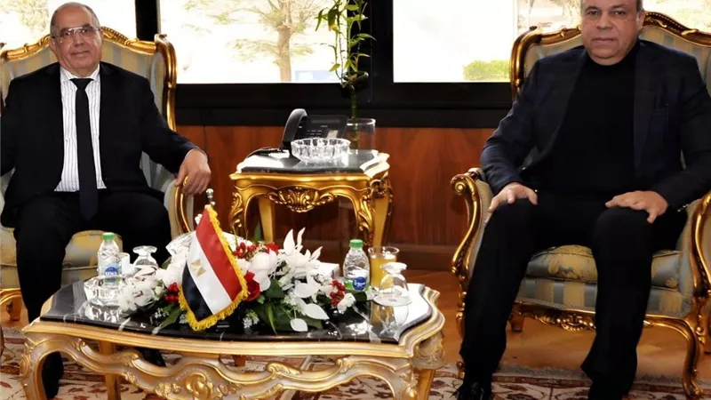 وزير الطيران: مصر تحقق تقدمًا كبيرًا في تطوير النقل الجوي وتعزز التكامل العربي