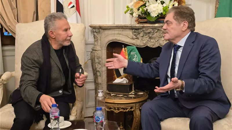  البدوى يستقبل رئيس حزب المحافظين: الجميع يمارس معارضة رشيدة تستهدف مصلحة الوطن 