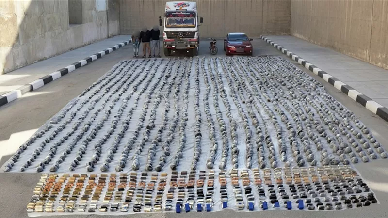 بـ230 مليون جنيه.. ضبط تشكيل عصابي بحوزته 3 أطنان من المخدرات بالسويس