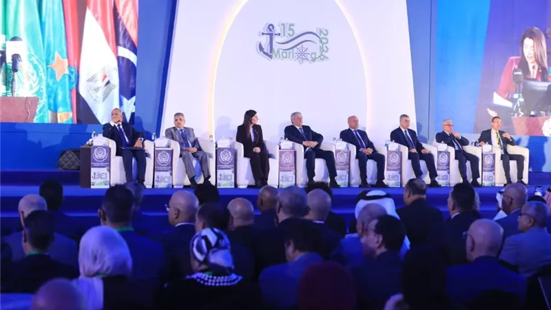 رئيس الأكاديمية العربية: الممرات اللوجستية الذكية محرك أساسي للتنمية الاقتصادية المستدامة