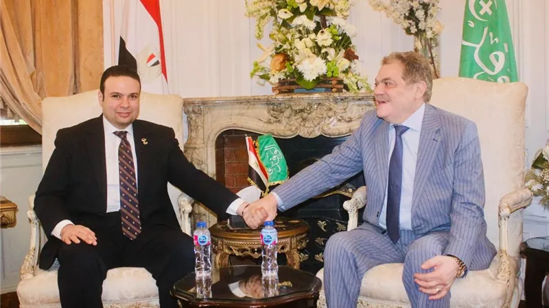 من قلب بيت الأمة.. البدوي يعلن تحالفًا ليبراليًا بين حزبي الوفد والعدل