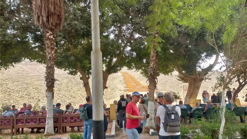 المنيا تستقبل أفواجًا سياحية متعددة الجنسيات وتؤكد مكانتها كمقصد ثقافي عالمي