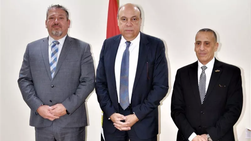  وزير الطيران المدني: إشادة إدارة الطيران الفيدرالي الأمريكية بمنظومة السلامة والرقابة المصرية تمثل شهادة دولية مهمة