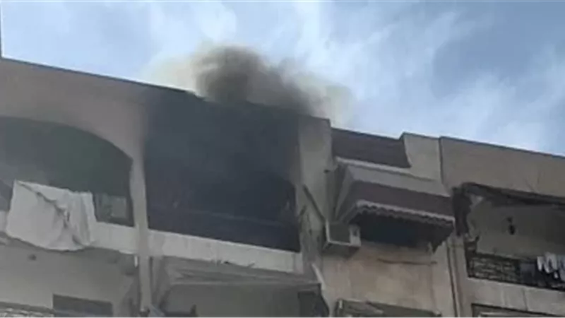شاحن هاتف يحوّل ليل إمبابة إلى مأساة.. رحيل ثلاثة أشقاء في دقائق